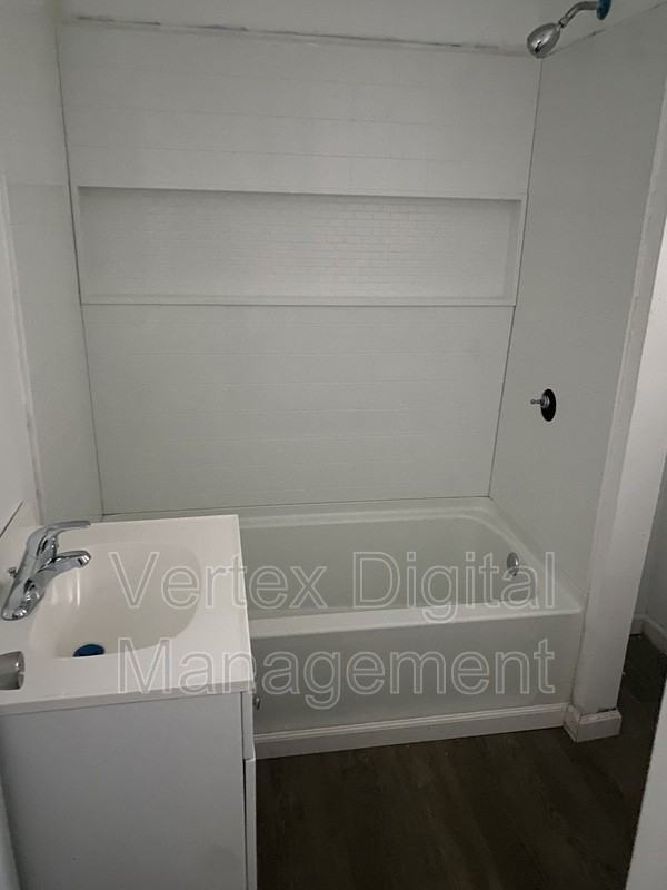 117 Green L Pl #1 - Photo 2 of 8