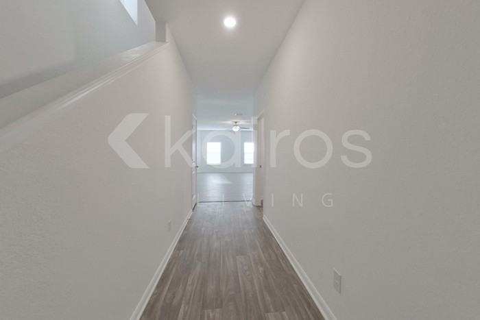 958 Shady Brk - Photo 2 of 30