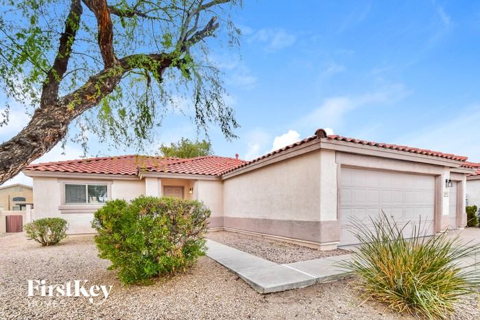 8513 N Deer Valley Dr - Photo 2 of 15