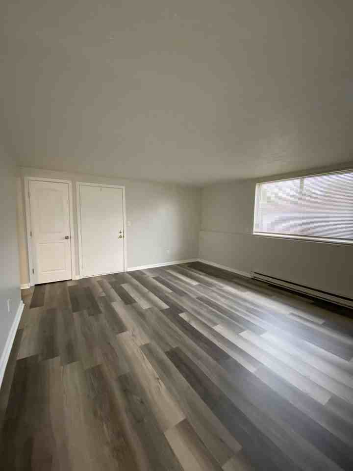 6723 Creekside Dr #6723C - Photo 3 of 27