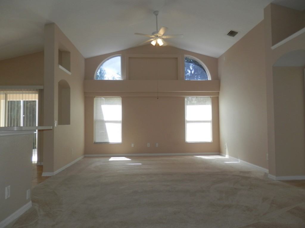 9411 Chart House Ct - Photo 3 of 17