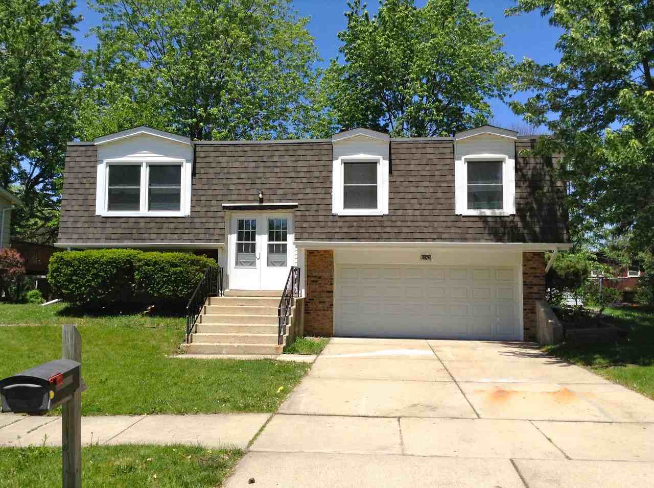 4924 Imperial Dr - Photo 2 of 16