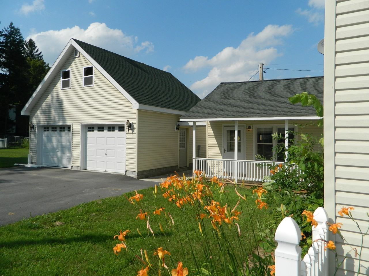 20 Bridge St - Photo 3 of 18