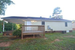 107 Robinson Dr - Photo 2 of 7