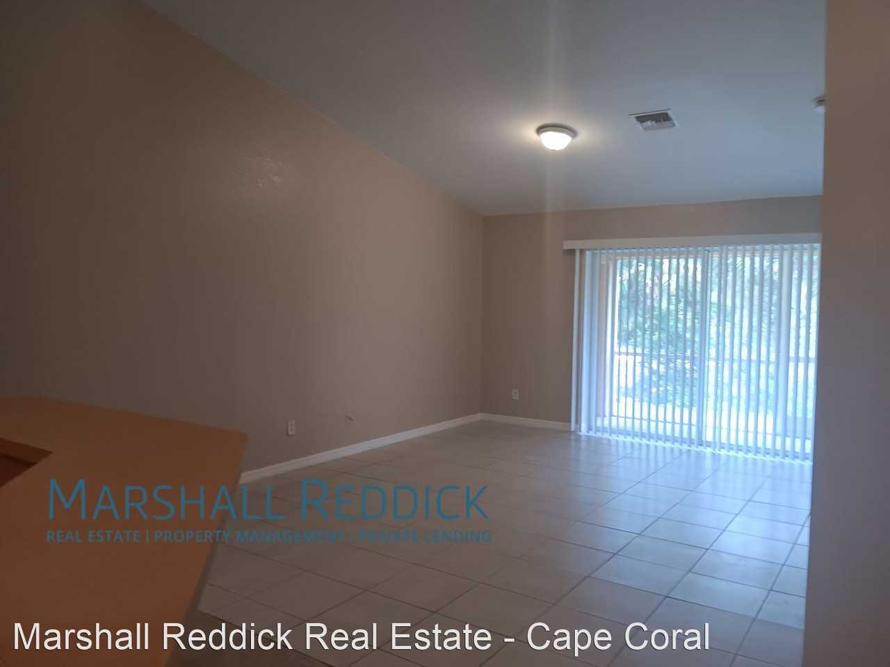 Duplex - Photo 2 of 19