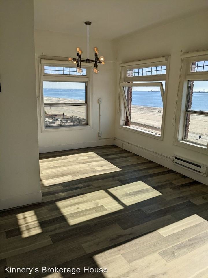 1030 E Ocean Blvd