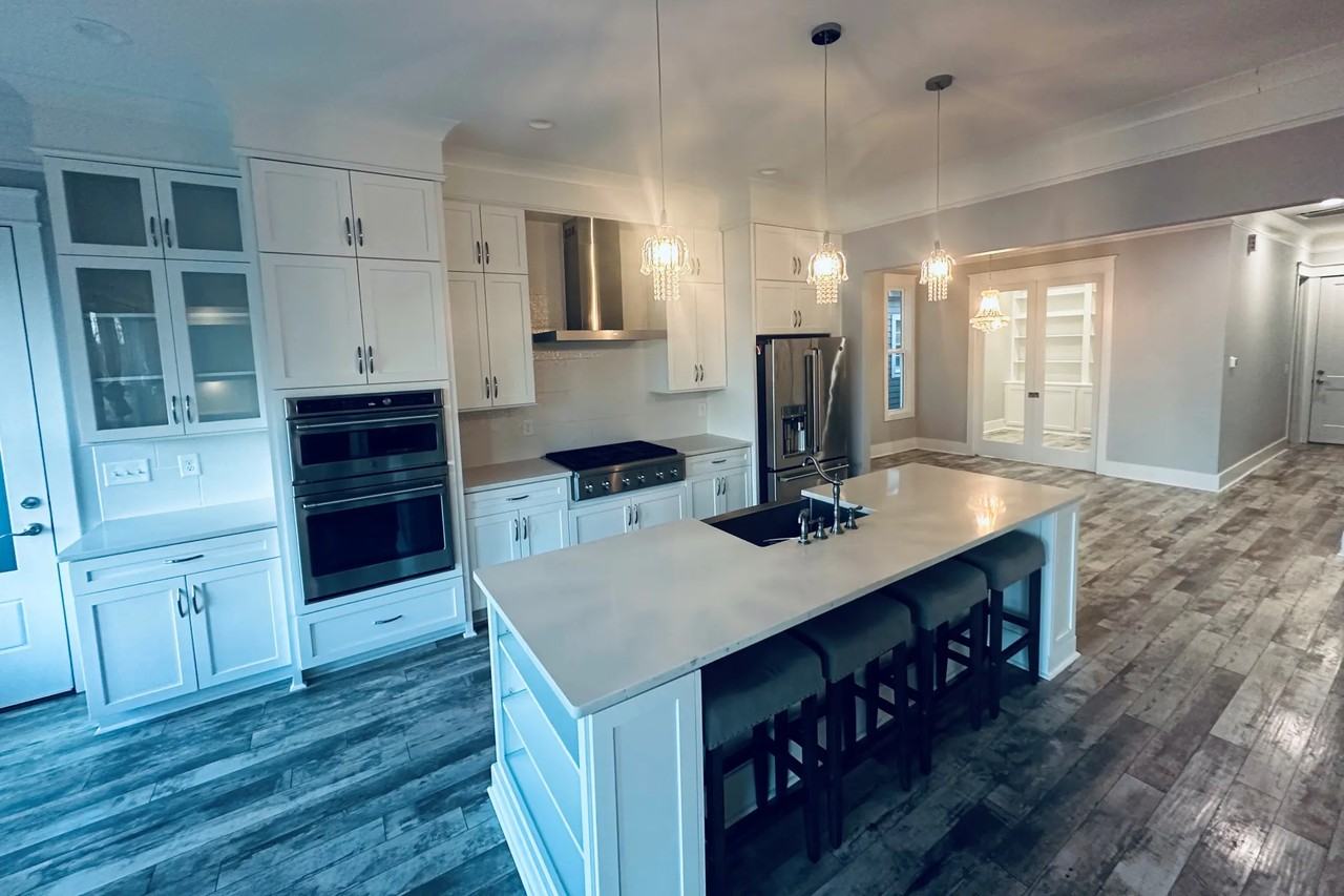 15 Waterside Ln - Photo 2 of 17