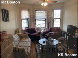 featured image of Commonwealth Ave. & Kelton St #15