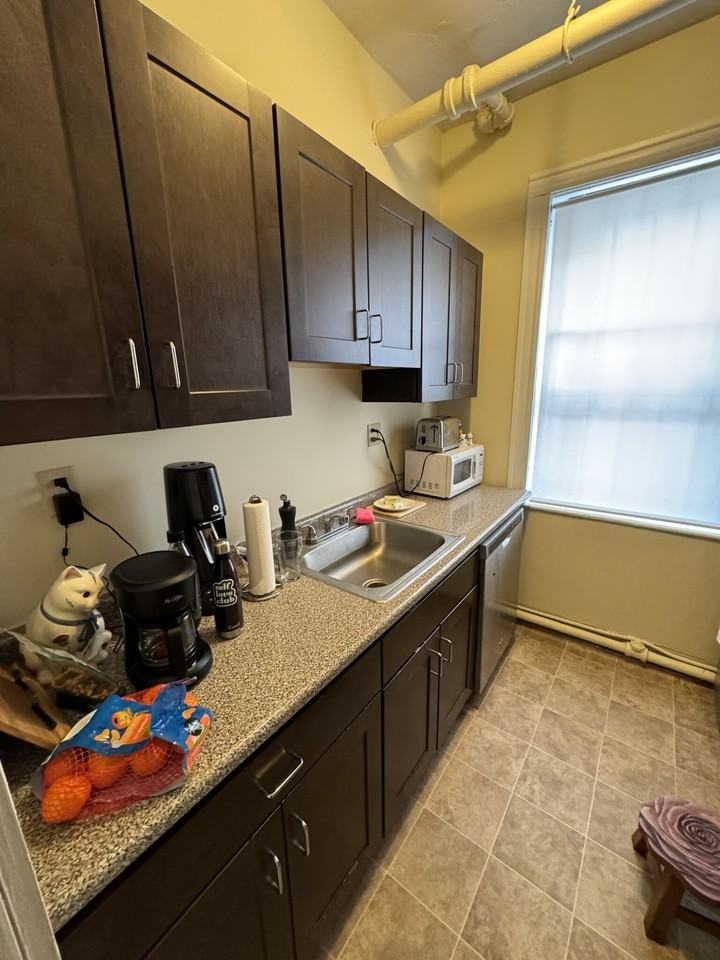 165 Kelton St #2 - Photo 6 of 15