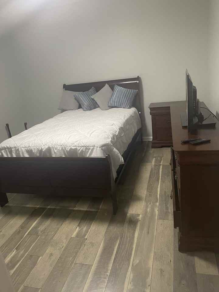 2021 Claxton Drive Southwest - Photo 2 of 4