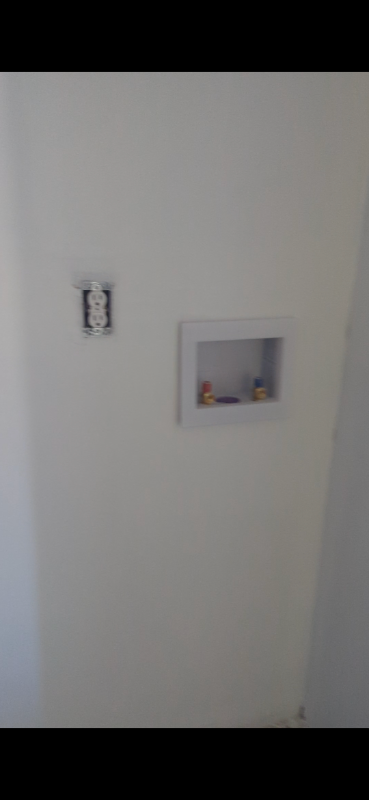 16108 Putnam St - Photo 3 of 10