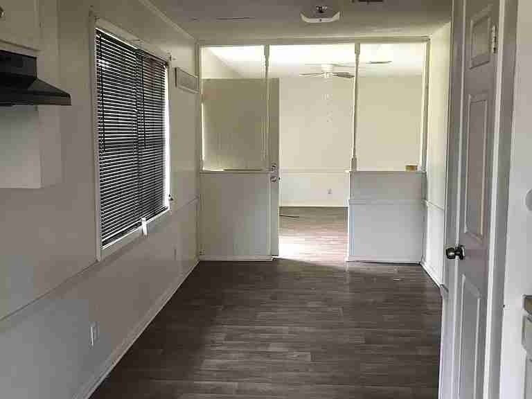 14 Charmingdale Dr - Photo 3 of 18