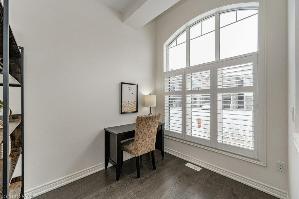 3907 Tufgar Crescent - Photo 3 of 6