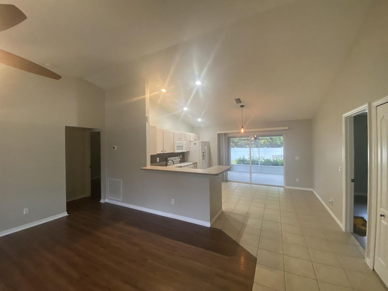 3928 Champagne Ave #1 - Photo 6 of 22