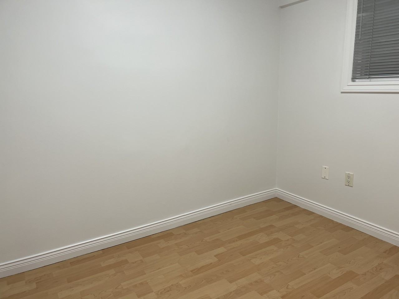 1422 Rosser Avenue - Photo 3 of 5