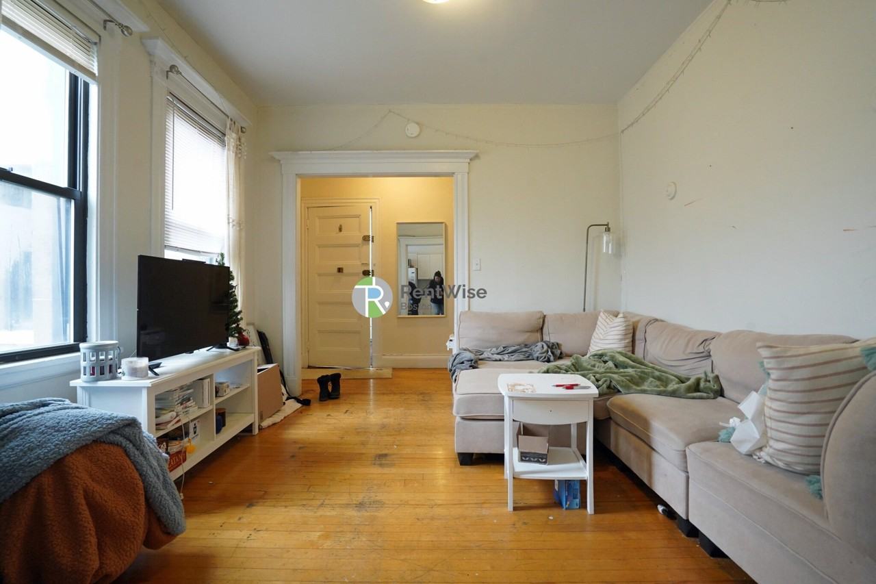 72 Gardner St #D6 - Photo 2 of 23