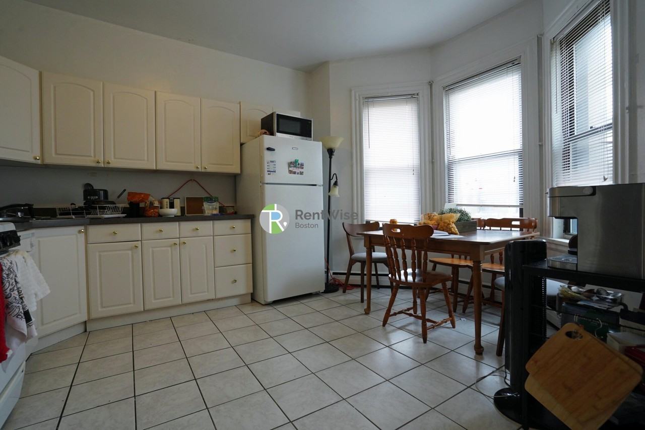 72 Gardner St #D6 - Photo 4 of 23