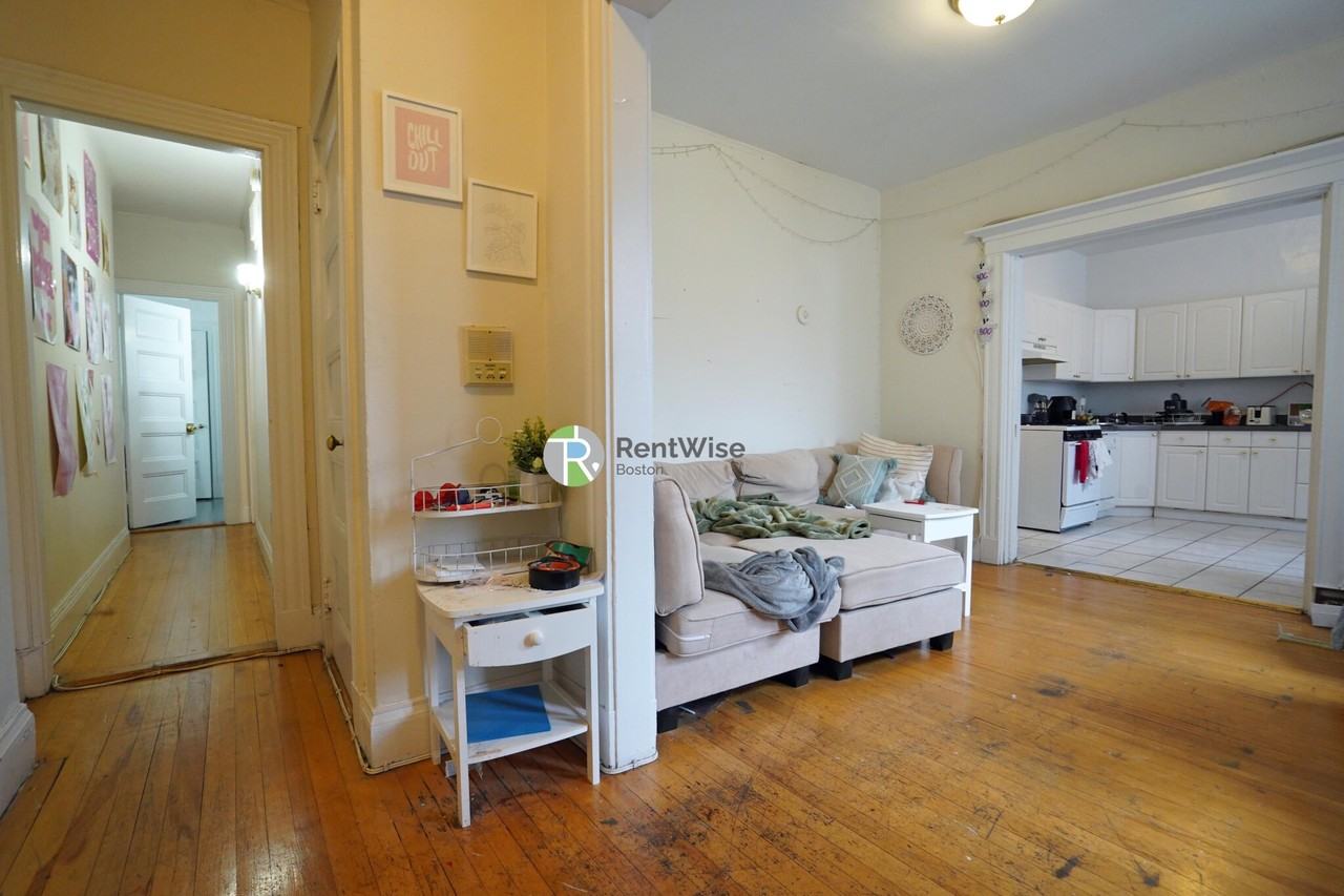 72 Gardner St #D6 - Photo 7 of 23