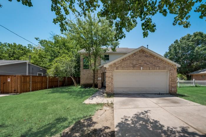 844 Donlee Rd - Photo 2 of 28