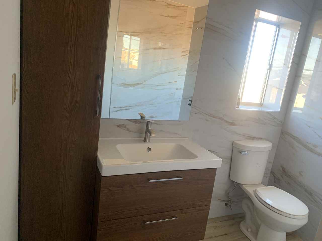 614 E Taylor St #NA - Photo 3 of 13