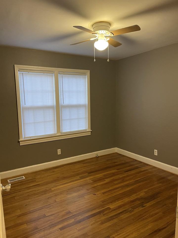 122 Dupont Blvd - Photo 2 of 21