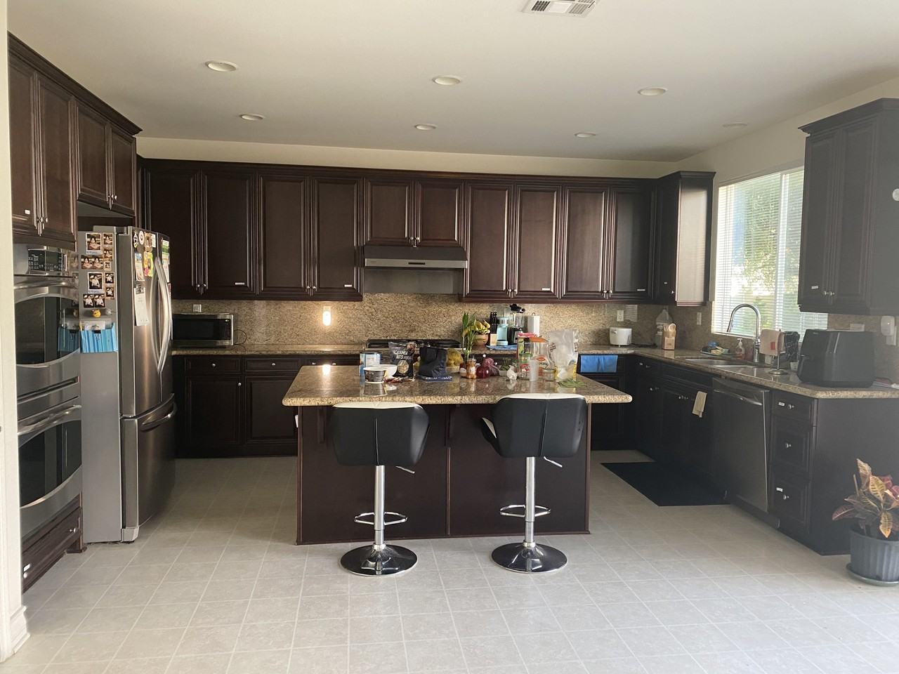 6554 Vanderbilt Street - Photo 4 of 5