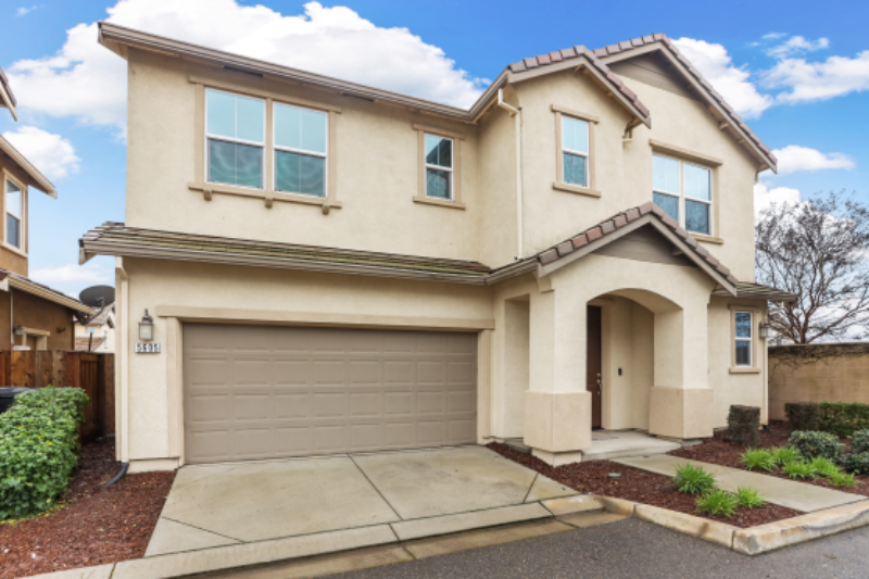 5605 Boone Park Dr - Photo 2 of 27