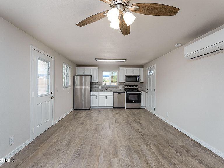 1620 W Taylor St #NA - Photo 3 of 9