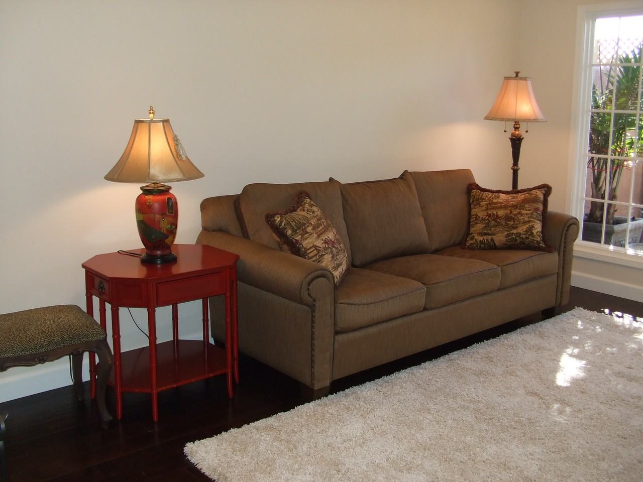 4521 Emerald Way - Photo 3 of 31