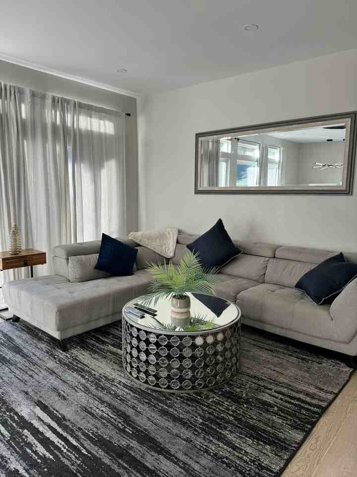 1451 Terrace Avenue - Photo 3 of 16