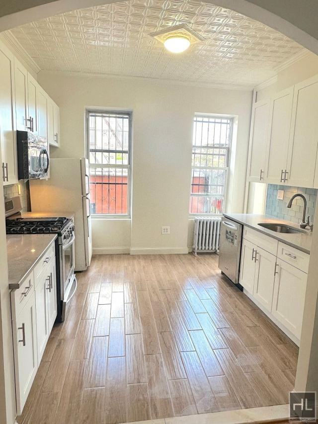 499 Chauncey St - Photo 2 of 10