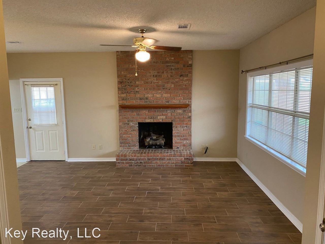 705 Melrose Ave - Photo 2 of 18