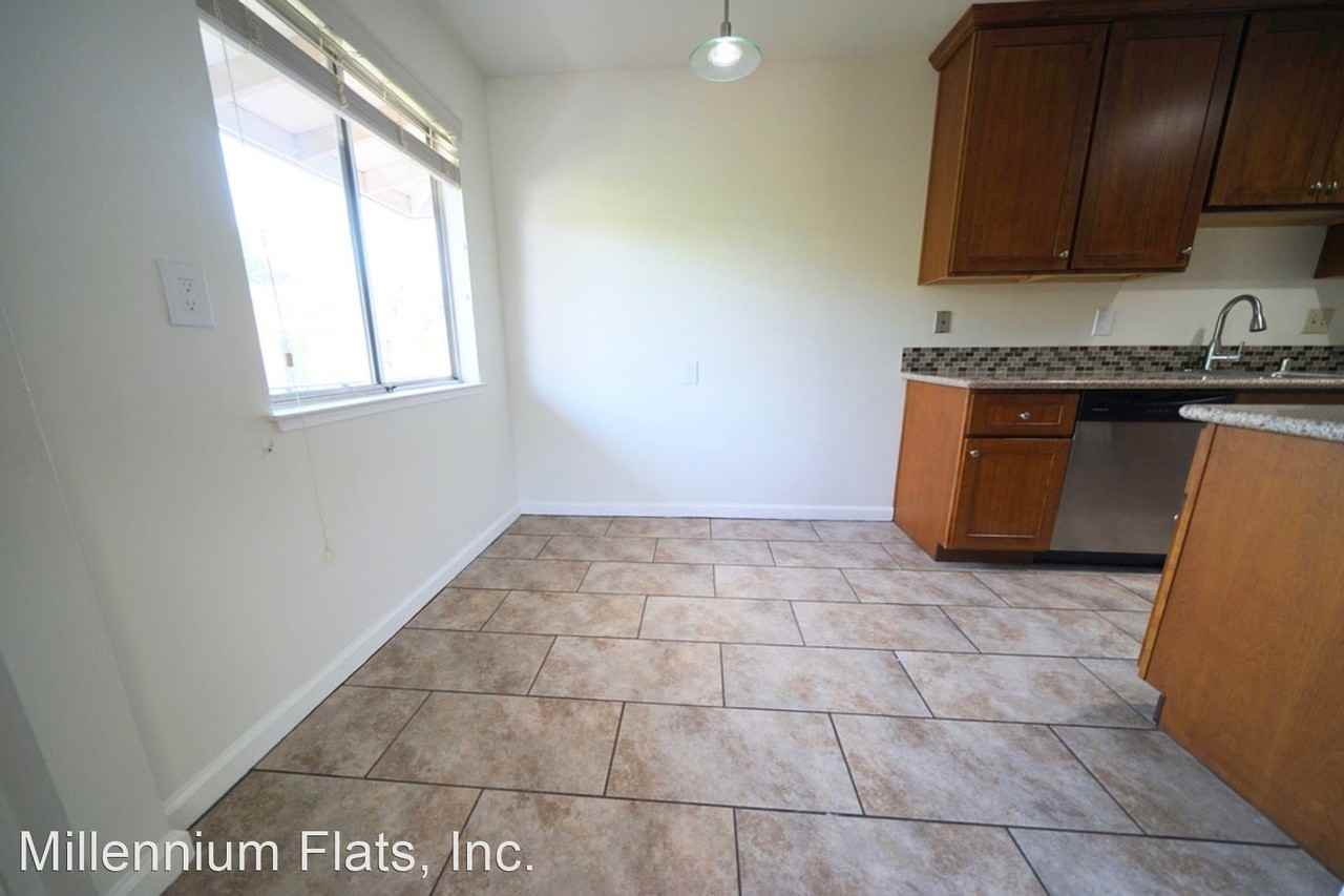 704 Fulton Street - Photo 3 of 13