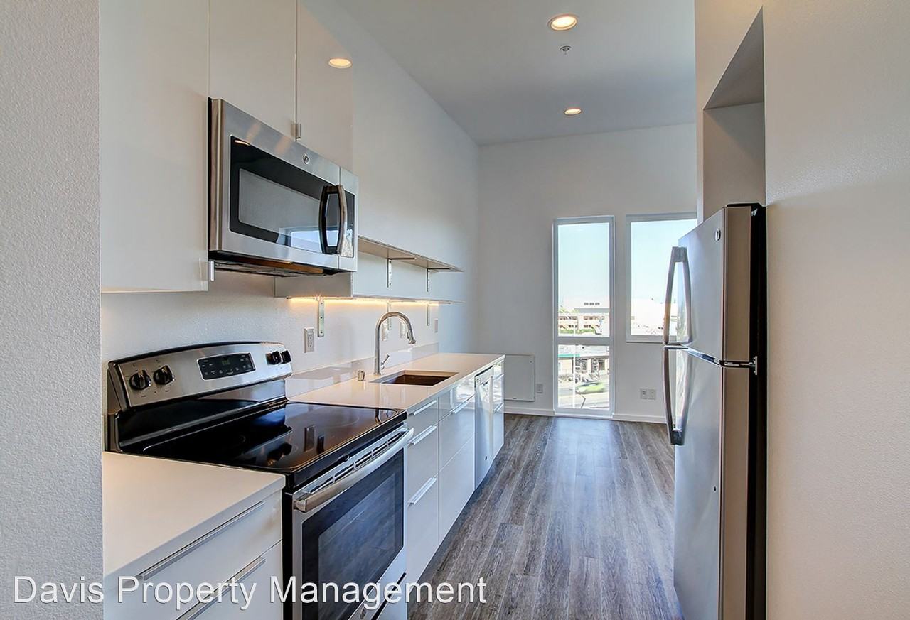 1410 S King Street - Photo 3 of 7