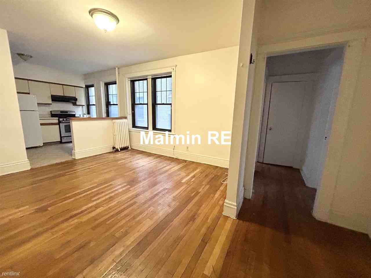 1758 Commonwealth Ave - Photo 2 of 10