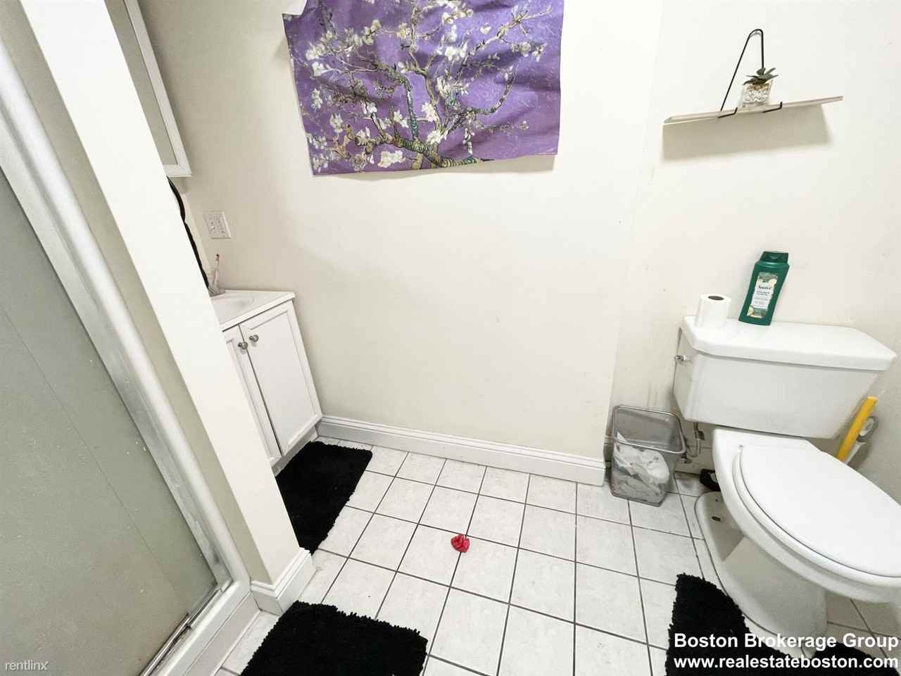 73 Gainsborough St - Photo 3 of 8