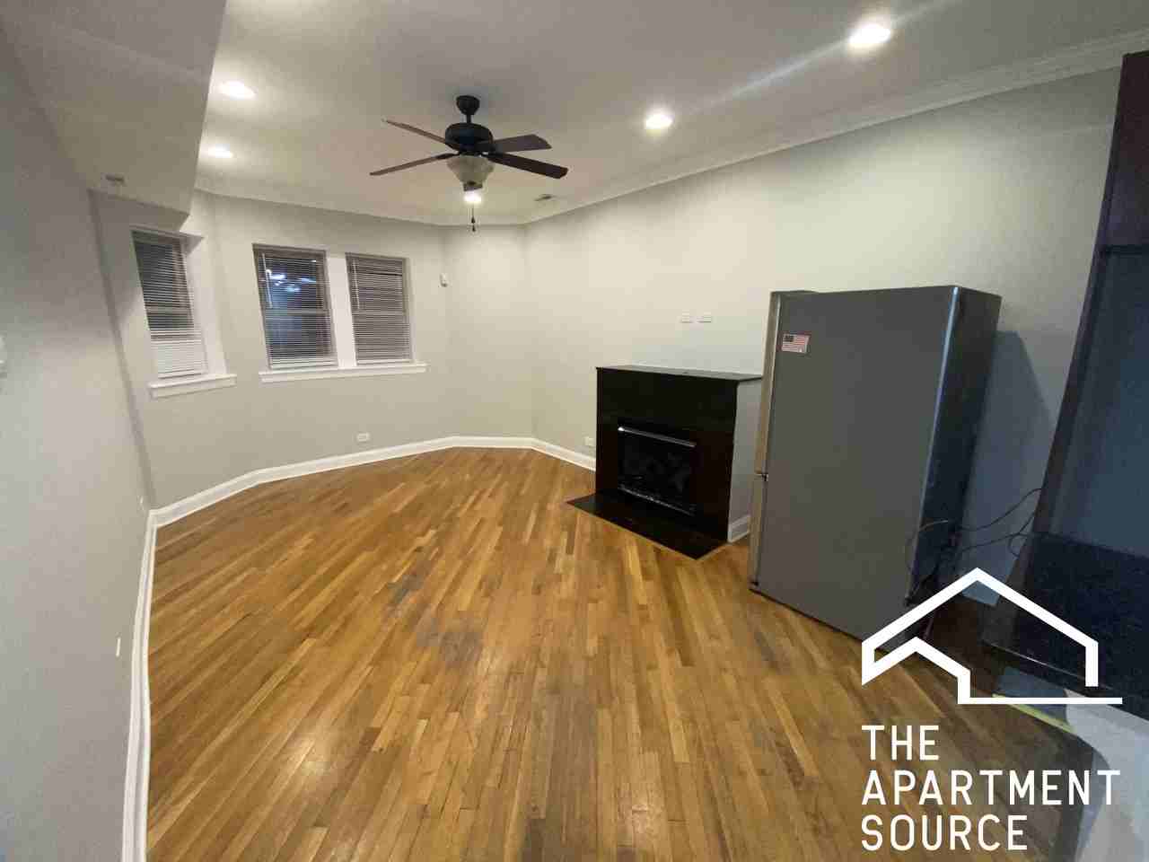 2242 W Morse Ave #G - Photo 2 of 9