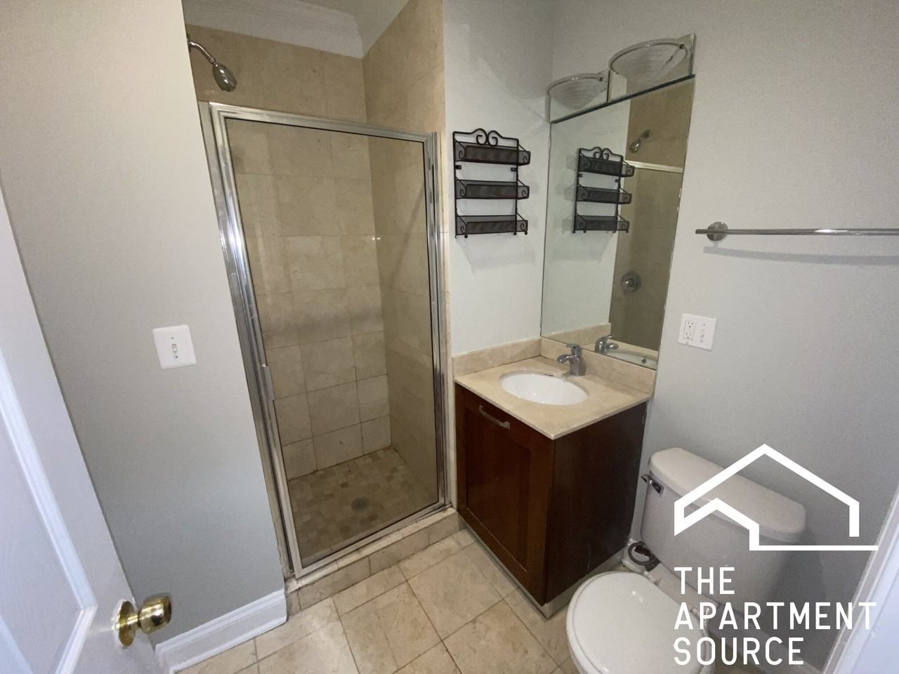 2242 W Morse Ave #G - Photo 6 of 9