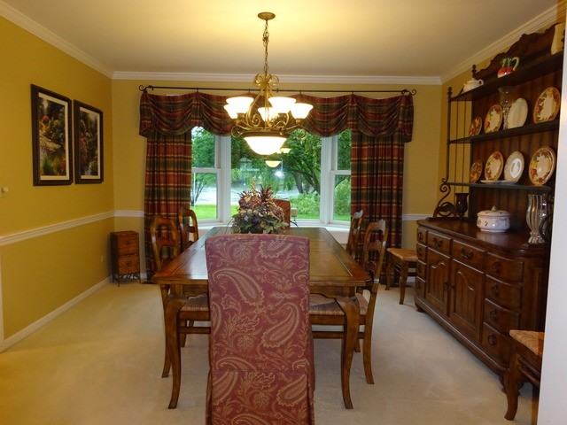 552 Welch Cir - Photo 3 of 19