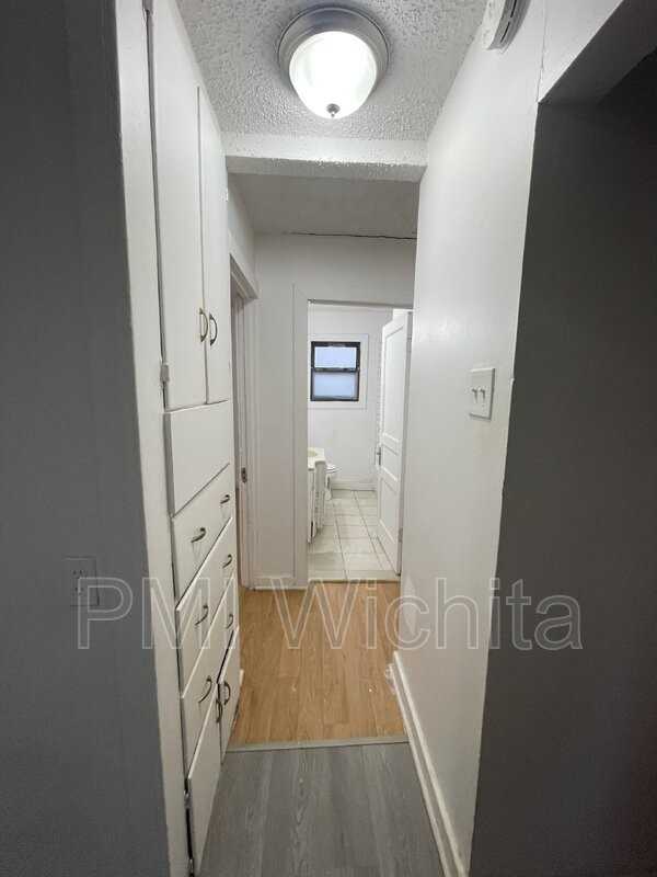 420 S Kessler St - Photo 6 of 13