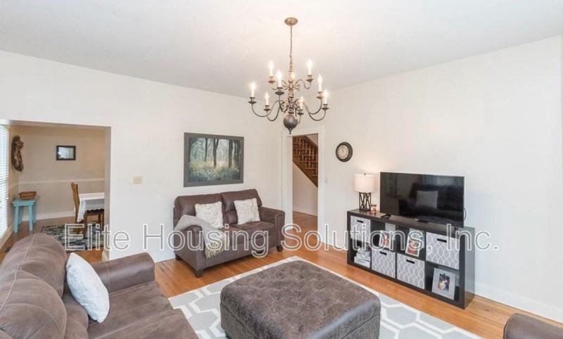 600 N 4th St - Photo 3 of 36