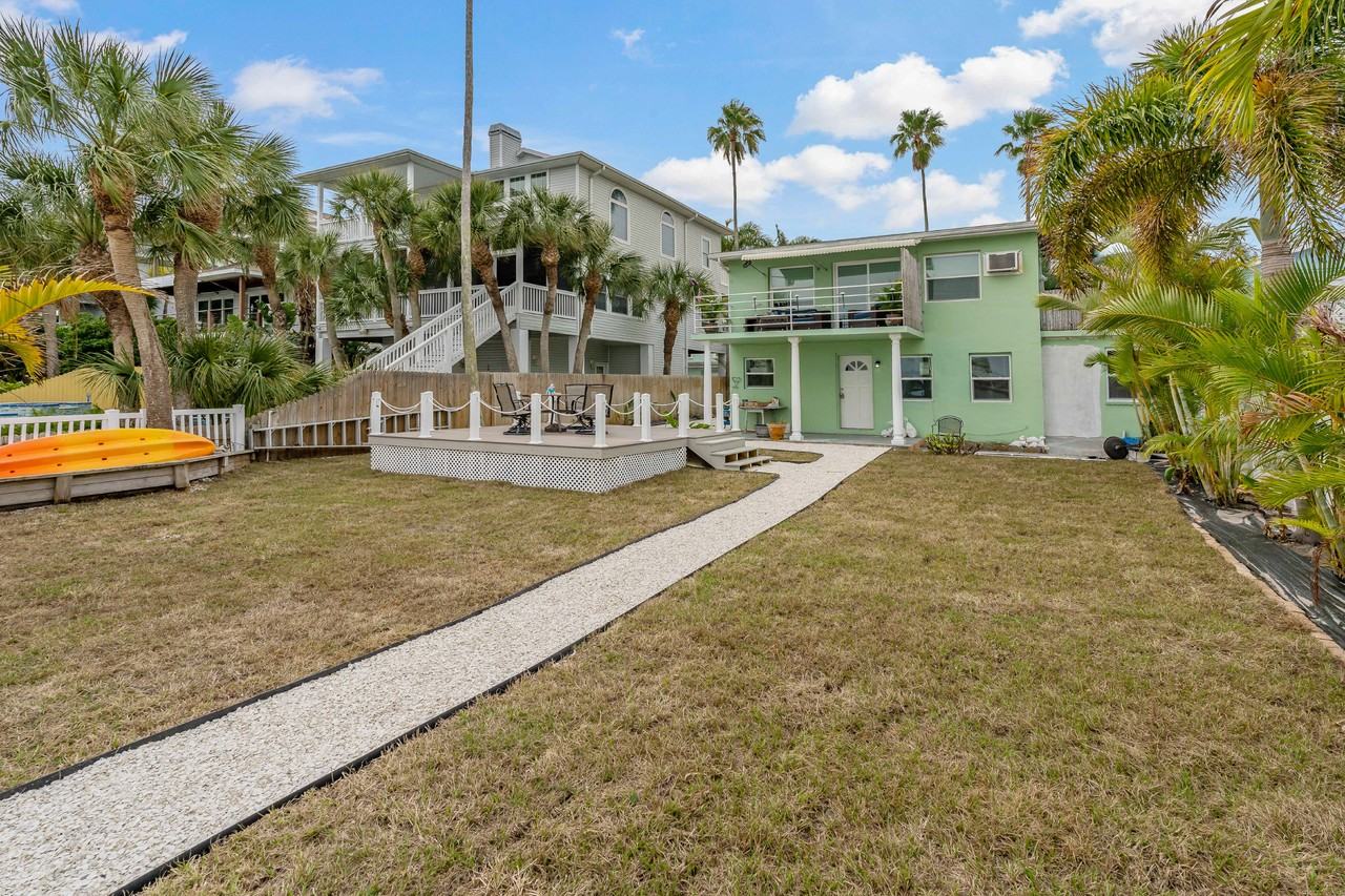 8441 Bayshore Dr #B - Photo 2 of 35