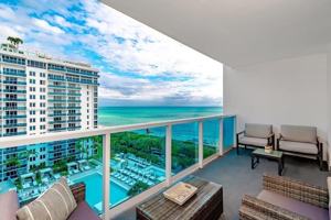 featured image of 2301 Collins Ave #1115