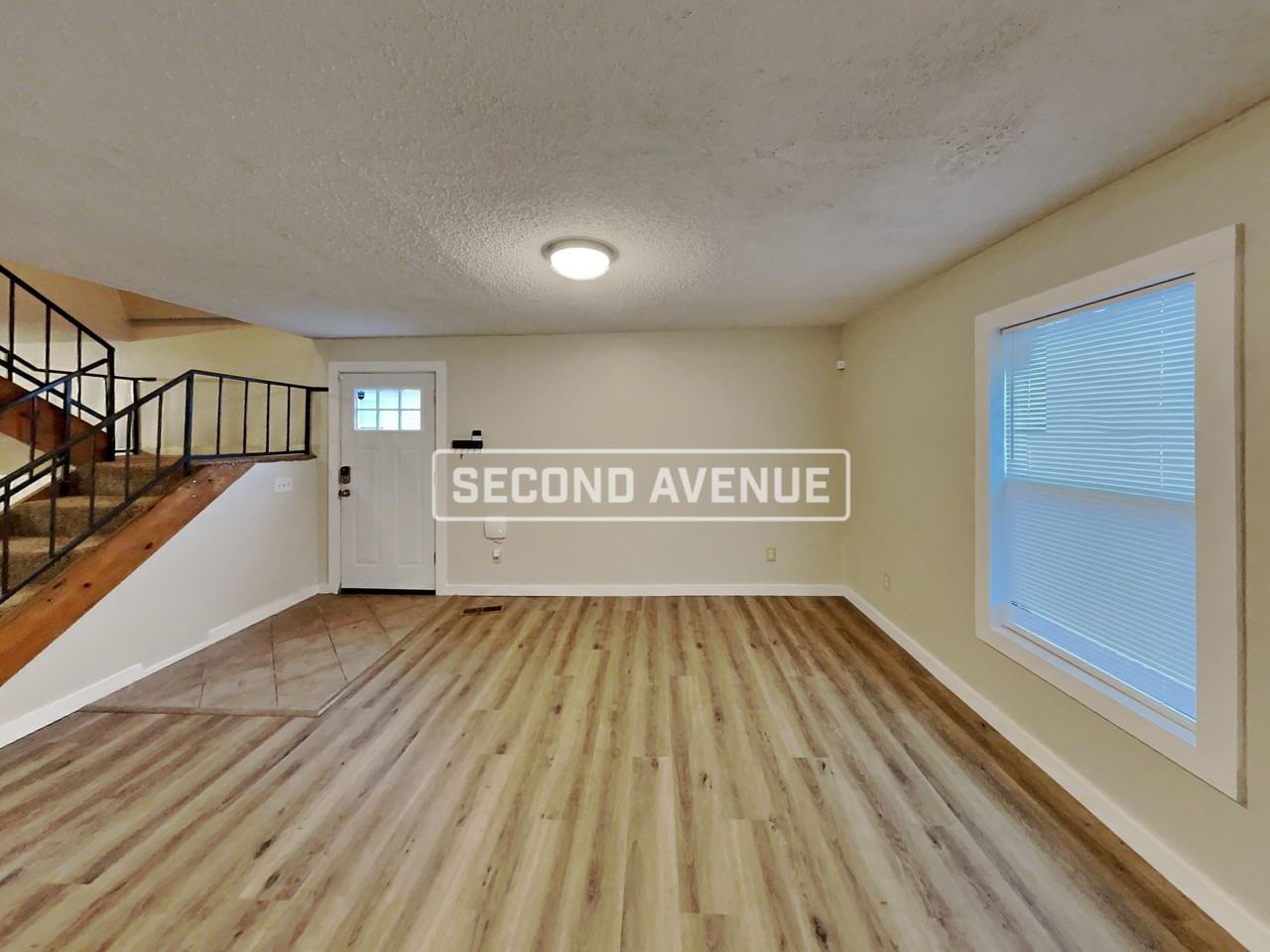 2016 N Pottenger Ave - Photo 2 of 22