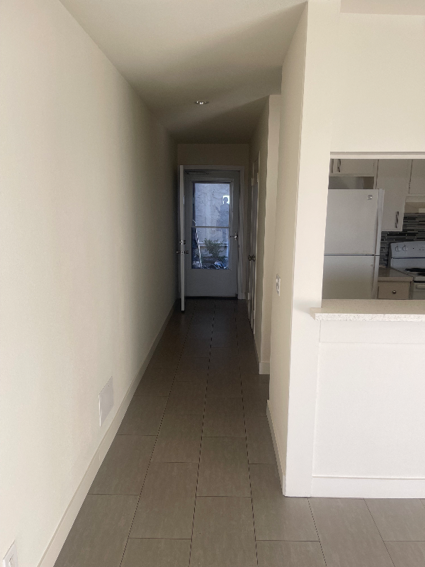 284 E Surfside Dr - Photo 2 of 16