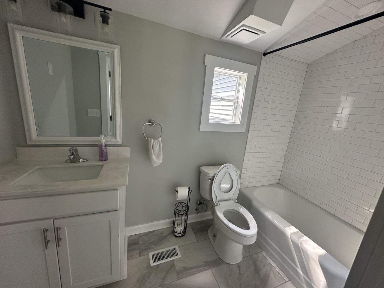 312 Birch St #NA - Photo 3 of 9