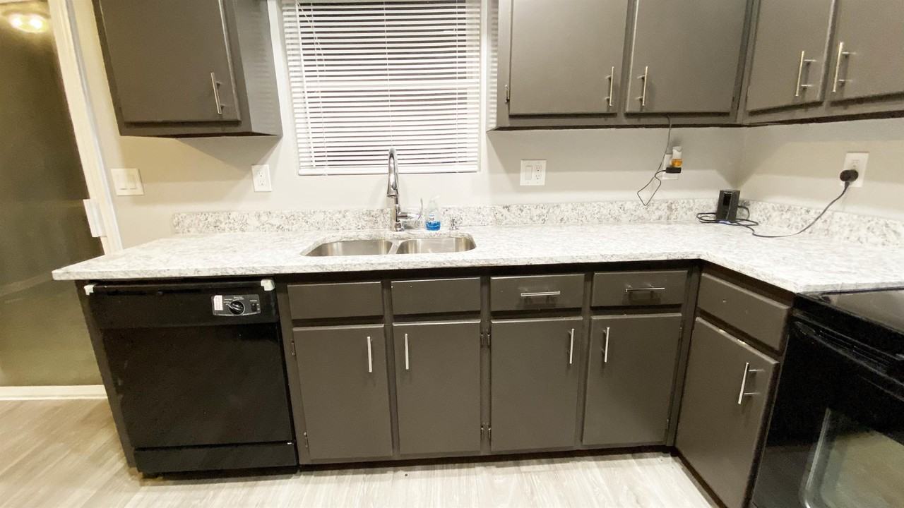 846 School RoadUnit A #A - Photo 6 of 20