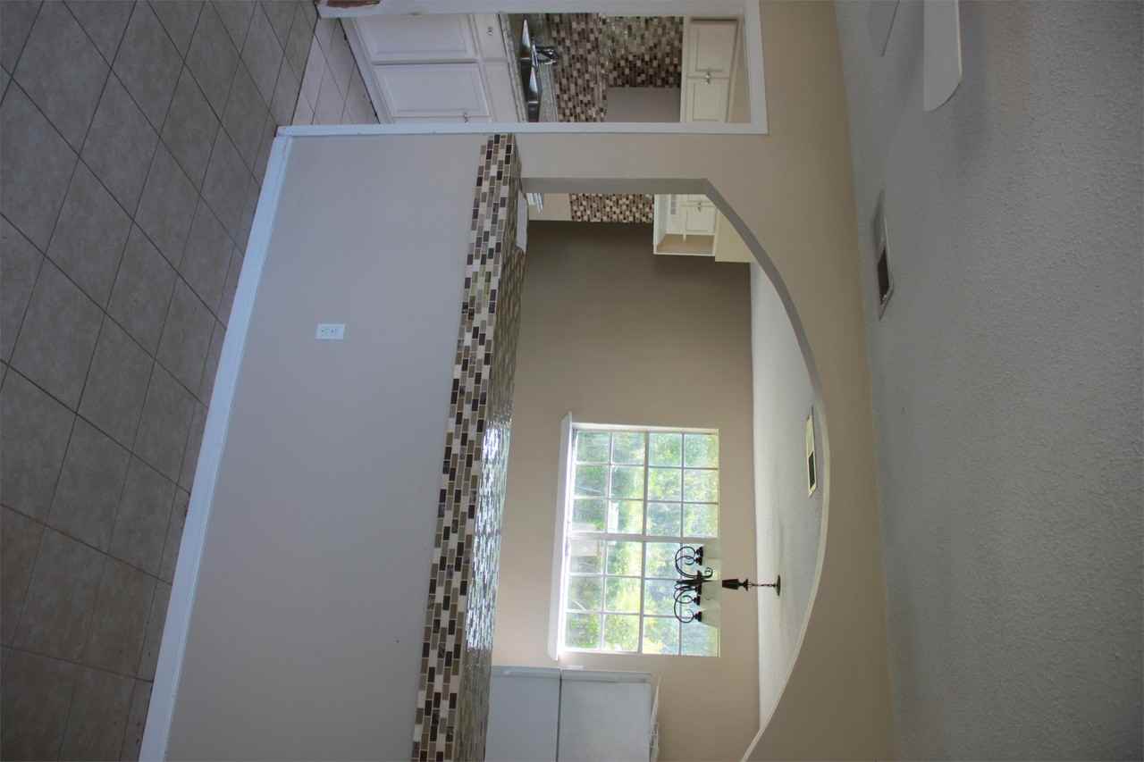 604 Ruth Dr #1 - Photo 4 of 11