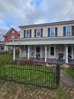 featured image of 711 Main St #1