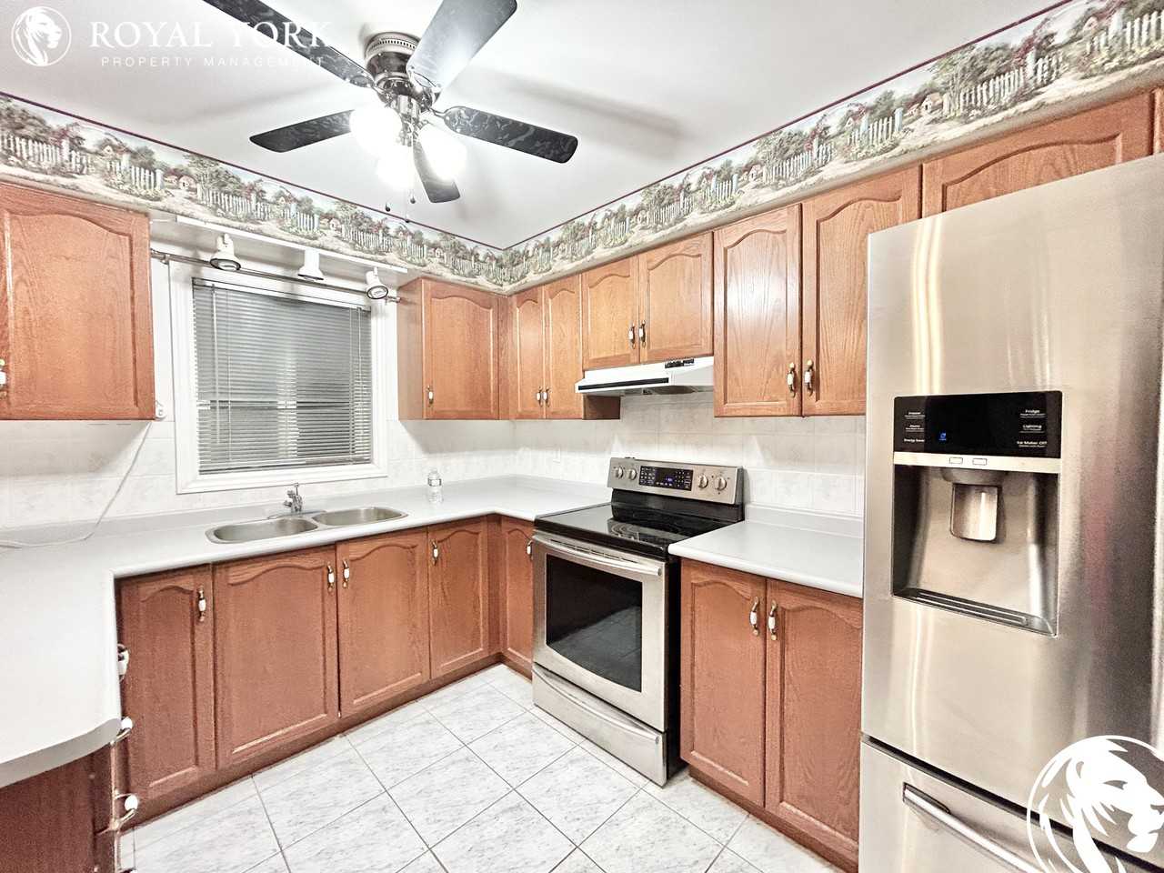 177 Cresthaven Rd - Photo 3 of 32